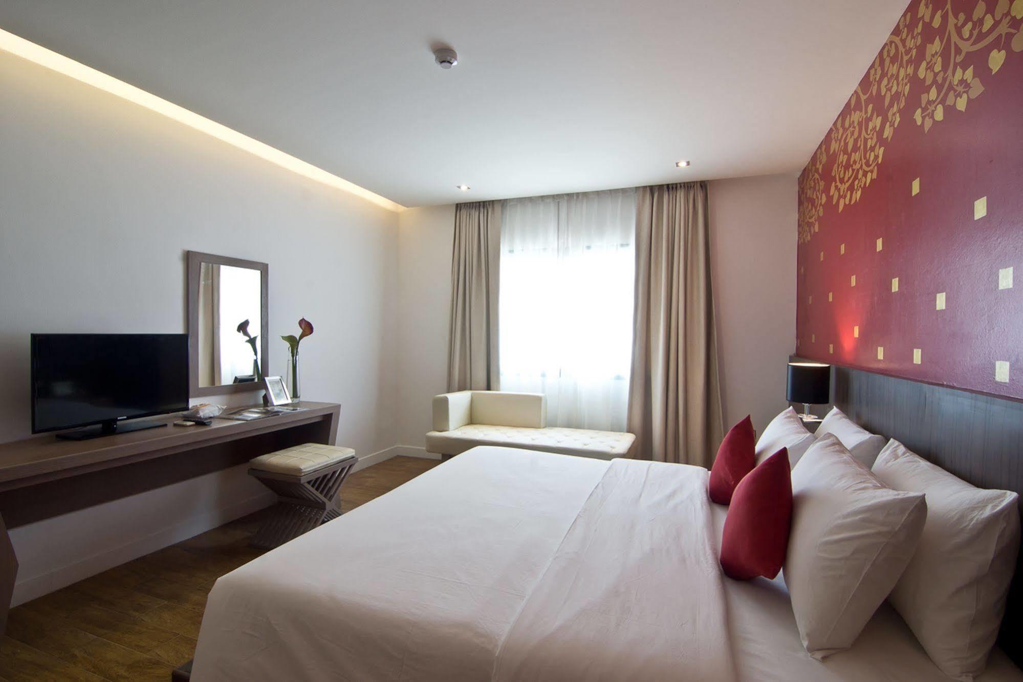 Tevan Jomtien Pattaya Bagian luar foto